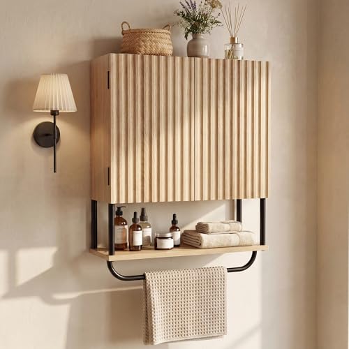 Modern Fluted Bathroom Wall Cabinet,3-Tier Curved Profile Wooden Medicine Cabinet with 2 Doors,Over the Toilet Storage Cabinet Wall Mounted with Adjustable Shelf and Towel Bar(Oak, Small) - color: Oak, size: Small