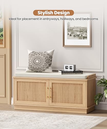 Akxomel Fluted Shoe Storage Bench with Cushion, 39.4" Entryway Bench with Adjustable Shelves and 2 Doors, Shoe Cabinet Bench with Curved Profile, for Hallway, Living Room, Bedroom, Natural Oak