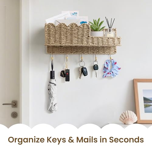 AELS Scalloped Woven Wall Mount Key Holder with 5 Hooks, Decorative Paperstraw Mail Organizer for Entryway, Wave Design Ratten Key Rack, Entryway Organizer, Living Room & Hallway Decor, Natural
