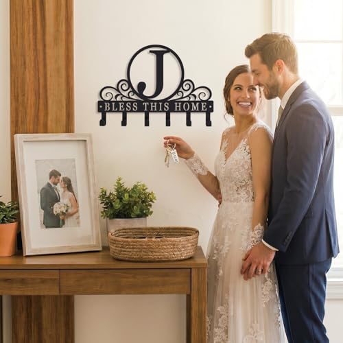 Metal Letter J Key Holder for Wall, Decorative Metal Key Holder Wall Mount, Key Hooks Coat Rack Monogram Wall Decor, Perfect for Bathroom, Living Room, Kitchen, Anniversary Housewarming Gift - style: J