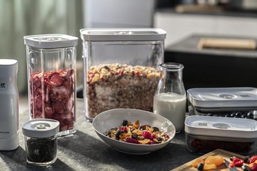 ZWILLING FRESH & SAVE CUBE Box, size 3M, modular & stackable container, airtight & vacuumable storage, dishwasher friendly, transparent - size: 3M