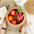 Hipiwe Round Rattan Boxes with Lid Natural Woven Storage Basket Bin Multi-Purpose Wicker Tray Weaving Decorative Shelf Basket Farmhouse Picnic Bread Fruit Table Storage Basket - size: Large，8.9"D x 4.7"H