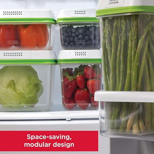 Rubbermaid FreshWorks Produce Saver, Medium and Large Storage Containers, With Lids, 8-Piece Set