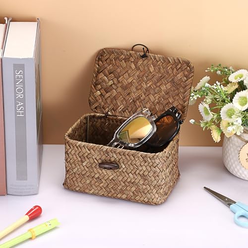 Hipiwe Seagrass Basket Key Holder Box for Entryway Tabletop Desk Organizer with Lid Handwoven Wicker Storage Bin for Hair Ties Candy, 6.1"L x 4.0"W x 3.3"H - color: Coffee color, size: 6.1" x 4.0" x 3.3"