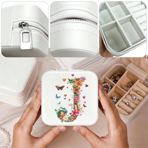 Monogram Jewelry Box Portable Print Jewelry Box, White Compact Jewelry Box Travel Jewelry Case Travel Case Organizer Bag Storage Box Jewelry Holder For Necklace Earrings Rings Bracelet (Letter J)