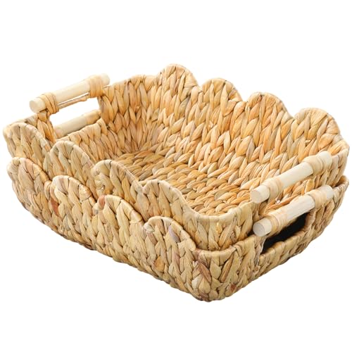 Coeusy Gift Basket, Cute Wicker Basket for Gifts, Scalloped Woven Water Hyacinth Storage Basket with Wooden Handles for Snack, Display, Shelves, 2 Pack