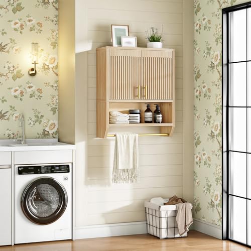 HOOBRO Fluted Medicine Cabinet, Farmhouse Bathroom Wall Cabinet with Towel Rack and Adjustable Shelf, Fluted Wall-Mounted Storage Organizer, for Bathroom, Kitchen, Natural - color: Natural, size: 20.5"L x 9"W x 27.5"H