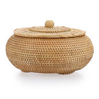 Hipiwe Round Rattan Boxes with Lid Natural Woven Storage Basket Bin Multi-Purpose Wicker Tray Weaving Decorative Shelf Basket Farmhouse Picnic Bread Fruit Table Storage Basket - size: Large，8.9"D x 4.7"H