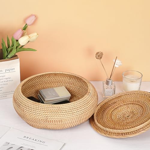 Hipiwe Round Rattan Boxes with Lid, X-Large Woven Bread Basket Natural Rattan Basket Wicker Storage Box Decorative Basket for Coffee Table Farmhouse Picnic Fruit Storage Basket - size: X-Large,10.3"D x 4.3"H