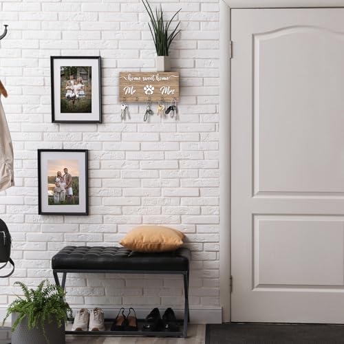 Wooden Key Holder - Mr & Mrs Wall Mounted Key Holder Rack Organizer Hanger with 5 Hooks for Wall Express Love Art Decor for Entryway Front Door Hallway Office(5 x 8 inch) - A03 - color: Mr & Mrs