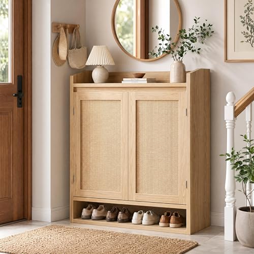 GarveeHome Modern Rattan Shoe Cabinet for Entryway, Natural Oak Wooden Shoe Storage Organizer with Doors, Adjustable Shelves Shoe Rack for Hallway, Bedroom, Living Room - color: Natural